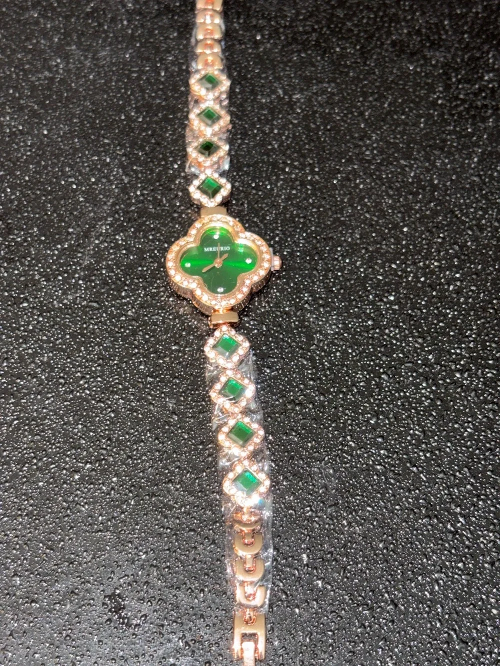 Watch-Emerald Green simulated 4 Leaf Clover Rose Gold Watches, Diamond like Brac